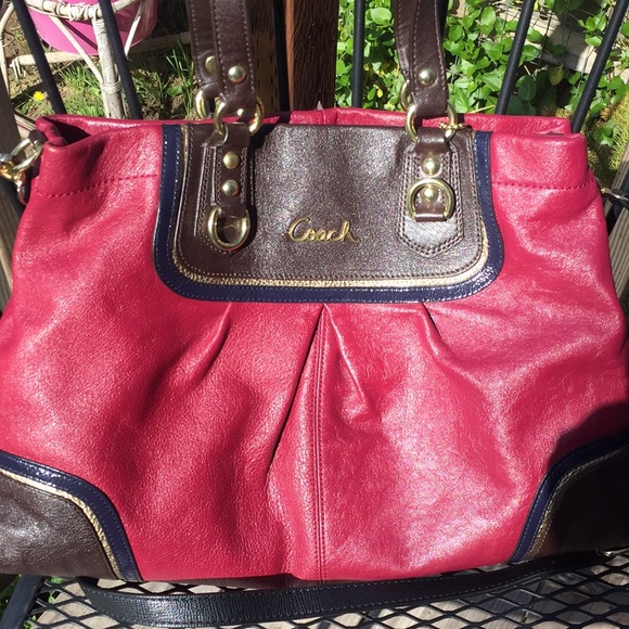 Purse - Picture 2 of 2